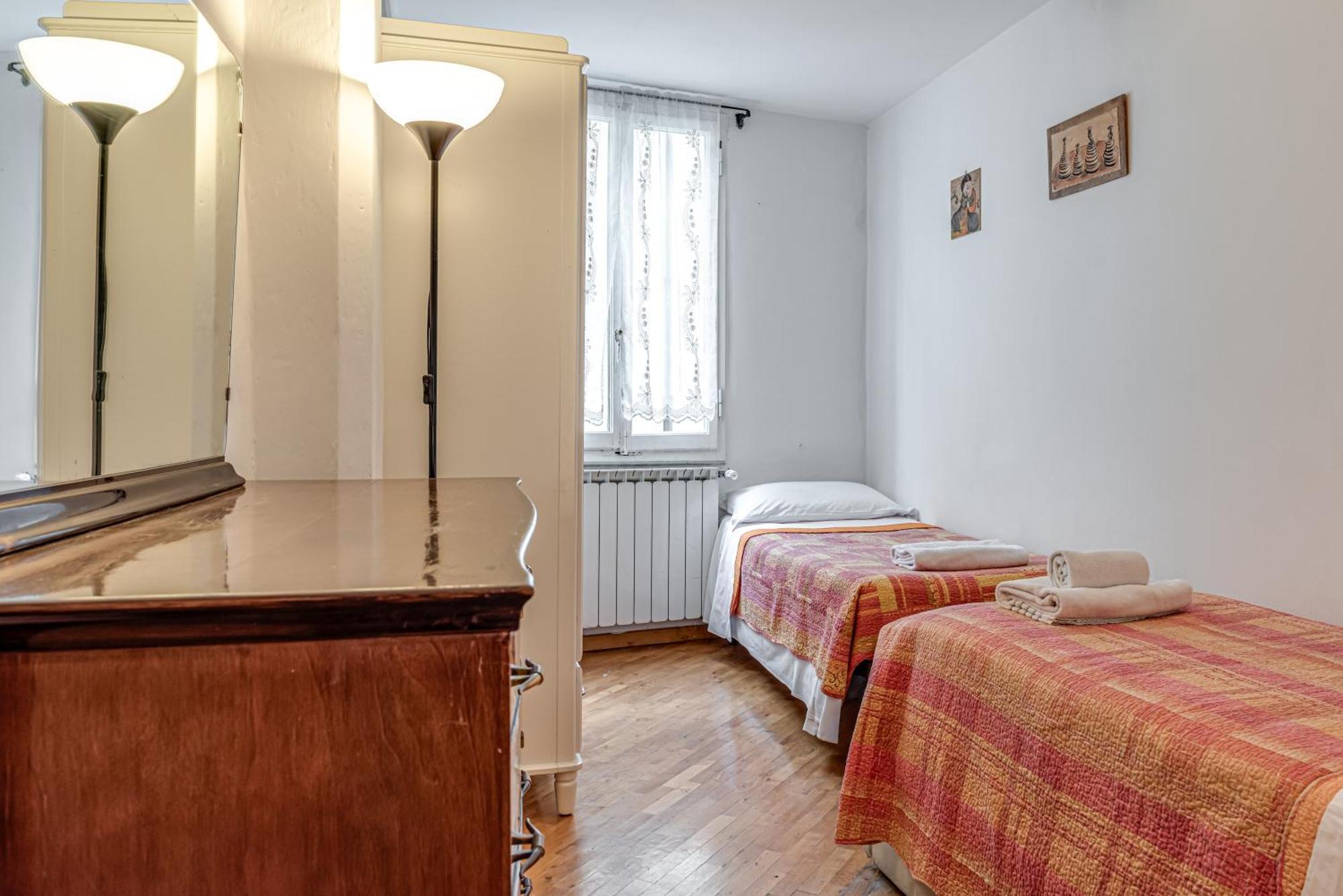 Leonardo Apartment *